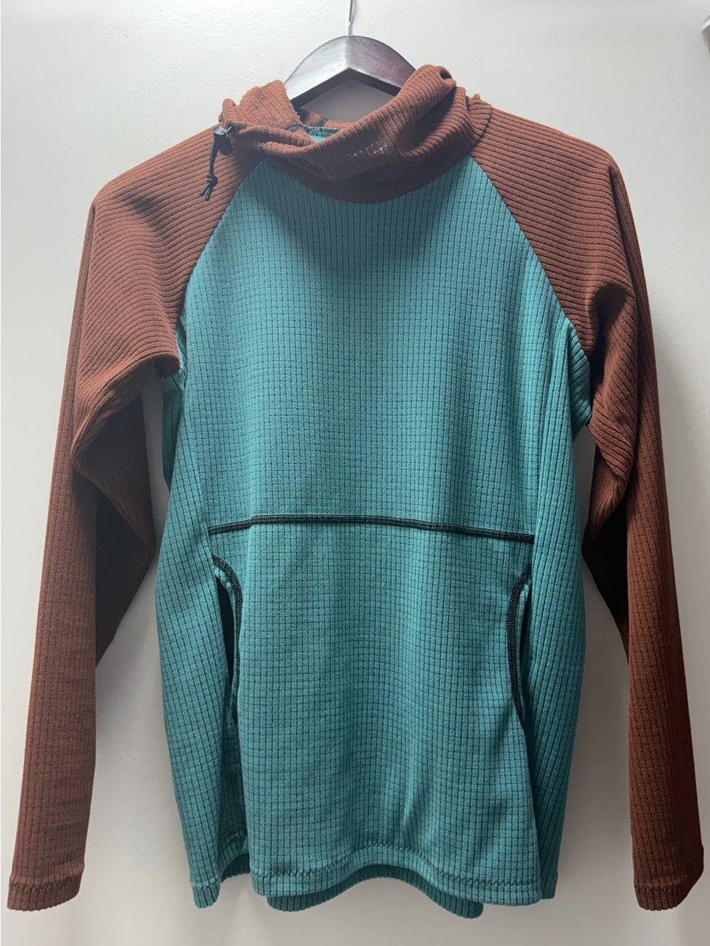 Melanzana Two-Tone Turtleneck Sweater - Teal & Brown